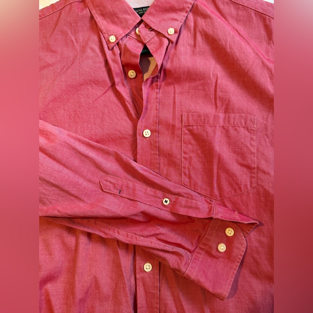 Banana Republic Men's Red Casual Button-Down Shirt